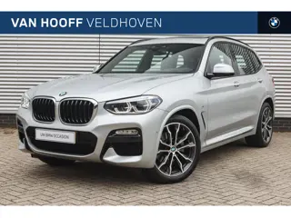 BMW X3 sDrive20i High Executive M Sport Automaat / Panoramadak / Sportstoelen / Achteruitrijcamera /