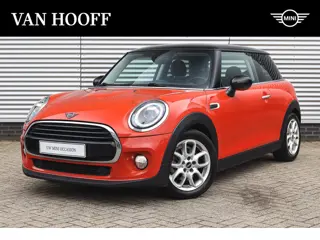 MINI Hatchback Cooper Automaat / LED / Stoelverwarming / Apple CarPlay / Comfortstoelen / Navigatie