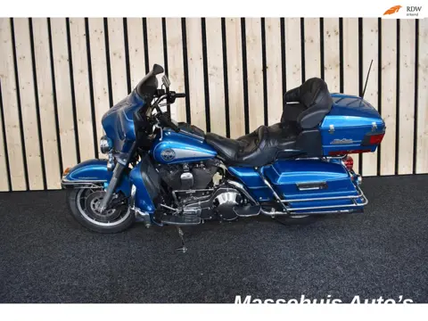 Harley Davidson Tour FLHTCU Ultra Classic 3547mijl! Fishtails USA Title