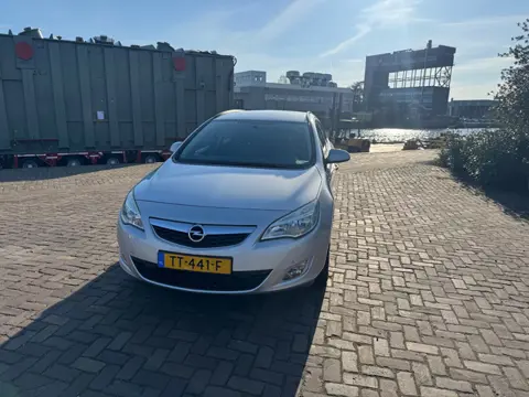 Opel Astra Sports Tourer 1.4 Turbo Sport