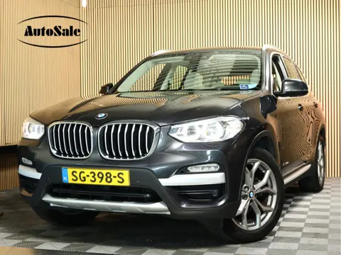 BMW X3 xDrive20d AUT Executive PANO LEDER NAV FULL-LED PDC "18