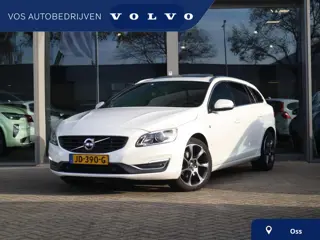 Volvo V60 1.5 T3 Ocean Race | Volledig dealeronderhouden| Schuif-/ kanteldak| Afneembare trekhaak| V