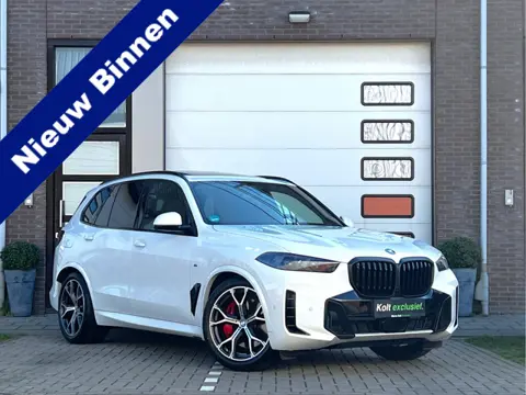 BMW X5 xDrive50e High Executive M Sport / BMW Nieren Iconic Glow / Head-UP / Panodak / Luchtvering /
