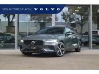 Volvo V60 2.0 T6 Plug-in hybrid AWD Plus Dark |Nieuw uit voorraad leverbaar!|