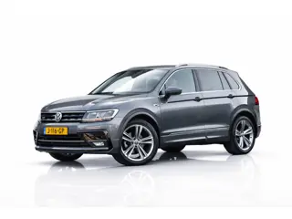 Volkswagen Tiguan 1.5 TSI ACT R-Line | TREKHAAK | NAP | APPLE CARPLAY | ANDROID AUTO | ADAPT. CRUISE