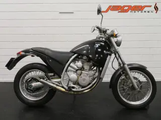 Aprilia MOTO 6.5 STARCK ZELDZAAM (bj 1995)