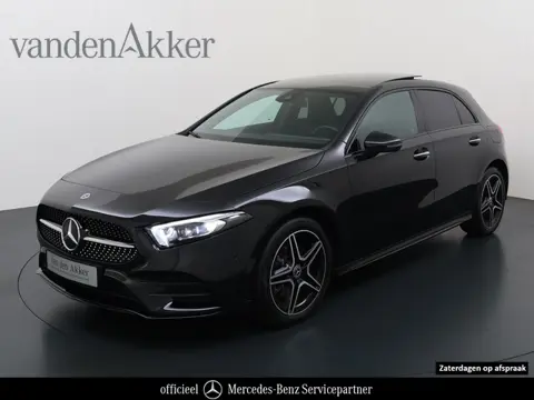 Mercedes-Benz A-Klasse 250e AMG // Panorama dak // Sfeerverlichting // Memory // MultiBeam LED // Ad