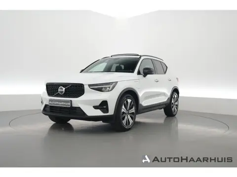 Volvo XC40 1.5 T5 Plug-in hybrid Ultimate Dark | SOH 91.1% | Pano | Harman Kardon | Adapt. Cruise | 