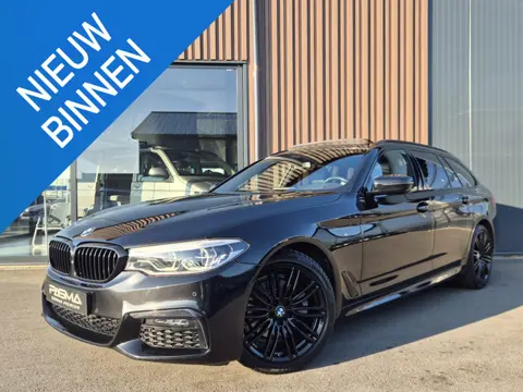 BMW 5-serie Touring 520d xDrive High Executive M-Sport | HUD | LED | Trekhaak | Pano