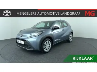 Toyota Aygo X 1.0 VVT-i MT Play