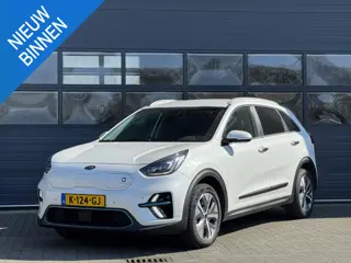 KIA E-NIRO EXECUTIVELINE 64 KWH I 3-FASE LADEN I 100% SOH I TREKHAAK I LEDEREN BEKLEDING