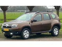 Dacia Duster 1.6 Lauréate 4WD AIRCO, ELEC. RAMEN/SPIEGELS, CENTRALE DEURVERGRENDELING, DEELBARE ACHT