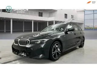 BMW 3-serie Touring 330i xDrive M SPORT|Automaat|LED|Camera|Navi|Sfeerverlichting|HIFI|Alarm|19inch