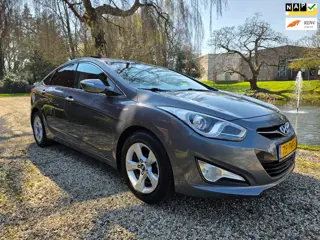 Hyundai I40 1.6 GDI Blue Business Edition DAK/airco/NAVI