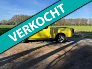 Nissan Navara 2.5 dCi SE King Cab