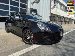 Alfa Romeo Giulietta 1.4 T AUT 170PK ECC/PDC/LEER/NAVI/LMV18