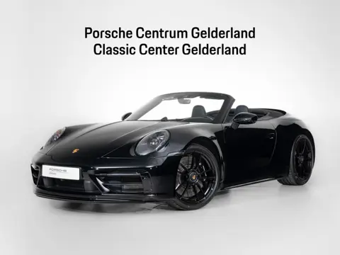 Porsche 911 Carrera 4 GTS Cabriolet