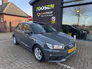 AUDI A1 1.0 TFSI DESIGN