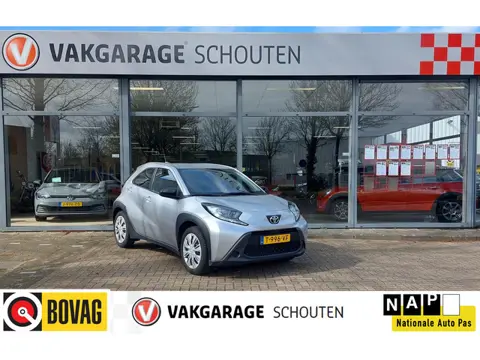 Toyota Aygo X 1.0 VVT-i MT Play
