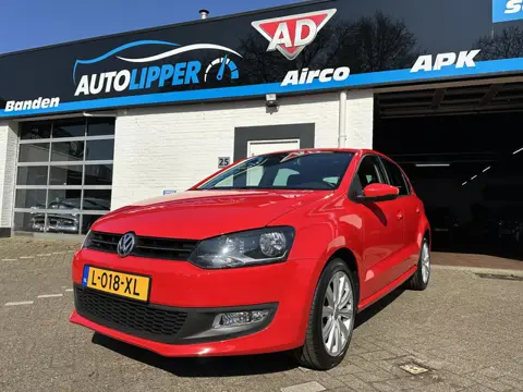 Volkswagen Polo 1.2 TSI Highline /Nieuwe apk bij aflevering/Lm velgen/Trekhaak/Radio navigatie