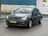 Opel Astra 1.4 Turbo Design Edition Navi! Clima! PDC! 2014
