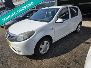 Dacia Sandero 1.2 Blackline | 3E EIGENAAR | 12MND GARANTIE | AIRCO | ELEC RAMEN | LMV | NW APK |