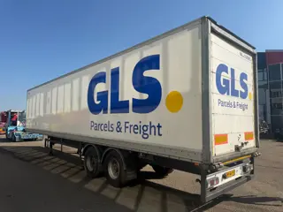 SYSTEM TRAILERS 2AS GESLOTEN (bj 2017)