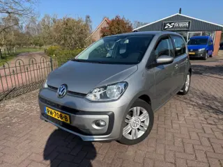 VOLKSWAGEN UP 1.0 BMT high up! *Camera*Cruise *Dealer onderhouden!