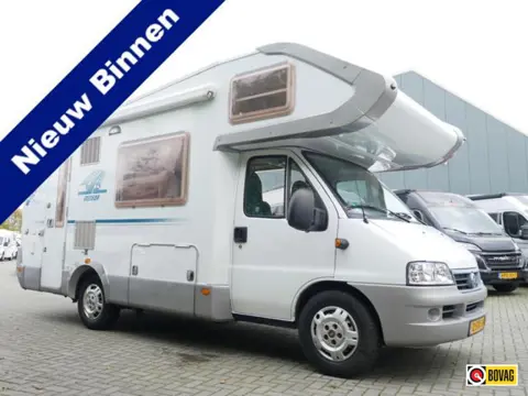 Weinsberg Meteor, Alkoof, Veel ruimte 6.50 Meter Alkoof