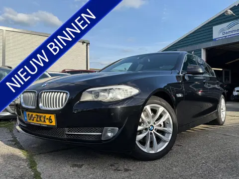 BMW 5 Serie 520i High EXE Aut8 | Nieuwe kettingset !!!