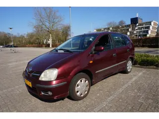 Nissan Almera Tino export 1.8 Visia (bj 2004)