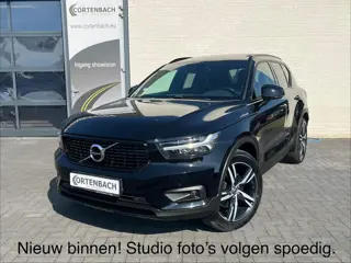 Volvo XC40 2.0 T4 R-Design | Panorama dak | Adaptieve cruise | Memory | Harman Kardon |