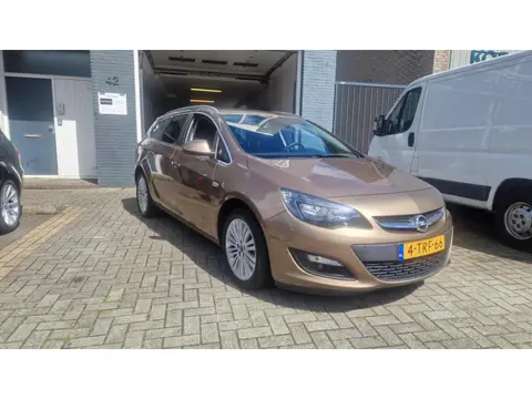 Opel Astra Sports Tourer 1.4 Turbo Design Edition Inruil Mogelijk