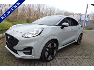 Ford Puma 155pk ST-Line X LED, 19 inch, Trekhaak, Panodak, Winter-Pack, Driver Pack nw 47.500,-