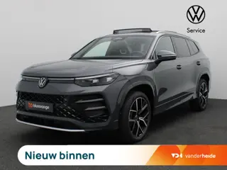Volkswagen Tayron 1.5 eHybrid R-Line Edition 272PK DSG Pano-Schuifdak, Trekhaak, 20" LM Velgen, Navi