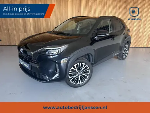 Toyota Yaris Cross 1.5 Hybrid Executive Panorama dak | Trekhaak | All season