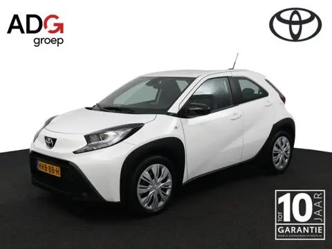 Toyota Aygo X 1.0 VVT-i MT Play | Adaptieve Cruise control | Achteruitrijcamera | Airco | Safety Sen