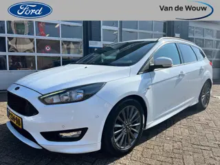 Ford Focus Wagon 1.0 EcoBoost 125 PK ST-Line l Nieuwe Distributieriem bij aflevering l