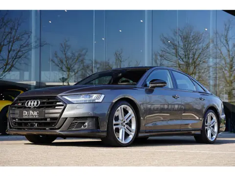 Audi S8 4.0 TFSI Quattro B&O / Active Chassis / NL-Auto