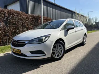 Opel Astra Sports Tourer 1.0 Turbo Online Edition / NAVI / AIRCO / CRUISE
