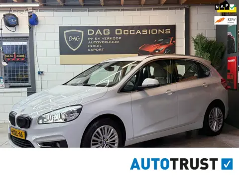 BMW 2-serie Active Tourer 218i Executive NAVI|XENON|PDC|LEER|TREKHAAK