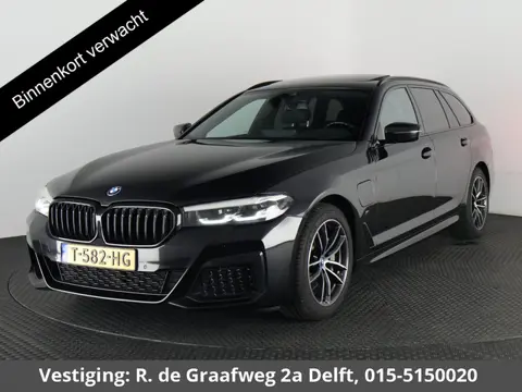 BMW 5-serie Touring 530e Business Edition Plus | Stoelverwarming | Harman Kardon Sound System | Pano