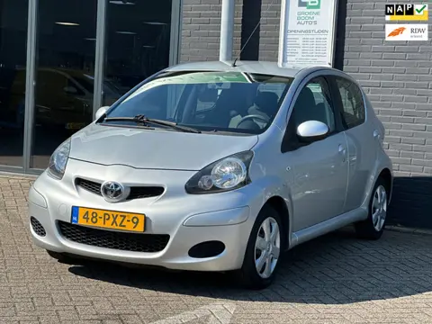 Toyota Aygo 1.0-12V Comfort Navigator/2E EIG/NAVI/AIRCO/AUTOMAAT/NL-AUTO NAP!!