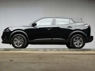 Peugeot E-2008 EV Allure 50 kWh SOH 92% (APPLE CARPLAY,PDC,SPORTSTOELEN,STOELVERWARMING,CAMERA,PDC,L