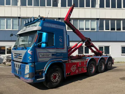 Volvo FM 500 FM500 8X4 HIAB HAAKARM (bj 2013, automaat)