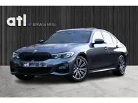 BMW 3-serie 320i xDrive Executive Edition 2e eigenaar | M-Pakket | Schuif-/kanteldak | Standkachel |