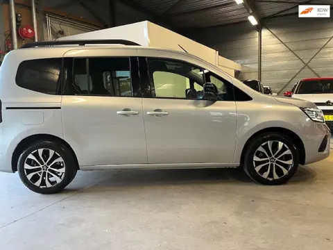 Renault KANGOO 1.3 TCe AUTOMAAT/TREKHAAK /AUR CAMERA / NAVIGATIE /