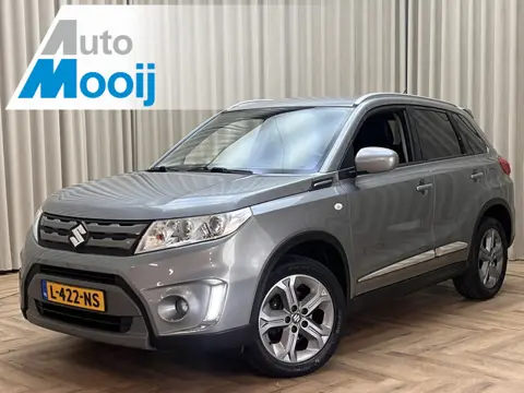 Suzuki Vitara 1.6 Comfort *Afn. Trekhaak* Navigatie / Cruise / Camera / ECC-Clima / 17" LMV / Dakspo