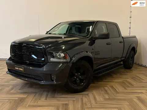 Dodge Ram 1500 5.7 V8 Crew Cab 6'4|6-PERSOONS|INRUIL MOGELIJK|