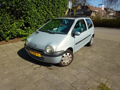 Renault Twingo MET EVT NIEUW JAAR APK!